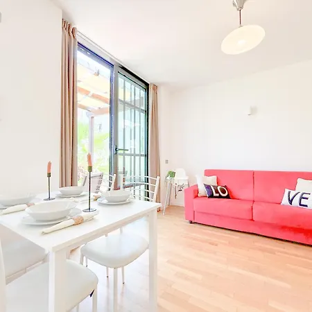 Centro E Mare - Terrazza - Wifi - Ac Daire *